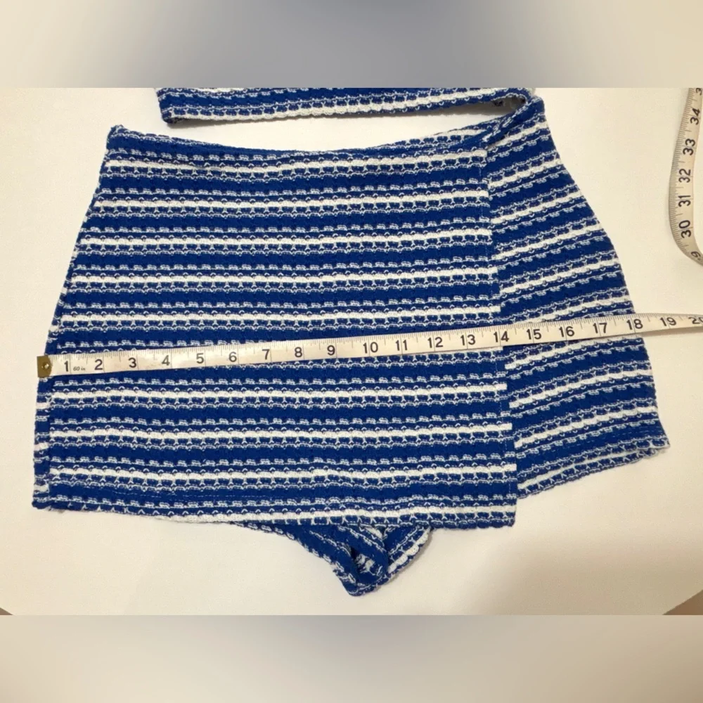 Zara Blue and White Striped Two-Piece Crop Top and Skort Set - Picture 9 of 14